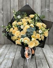 Букет цветов из:  Розы и Лизиантусы #REPLACE_PRED# Новой Чаре