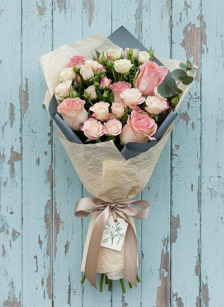 Букет цветов из: Розы в Новой Чаре