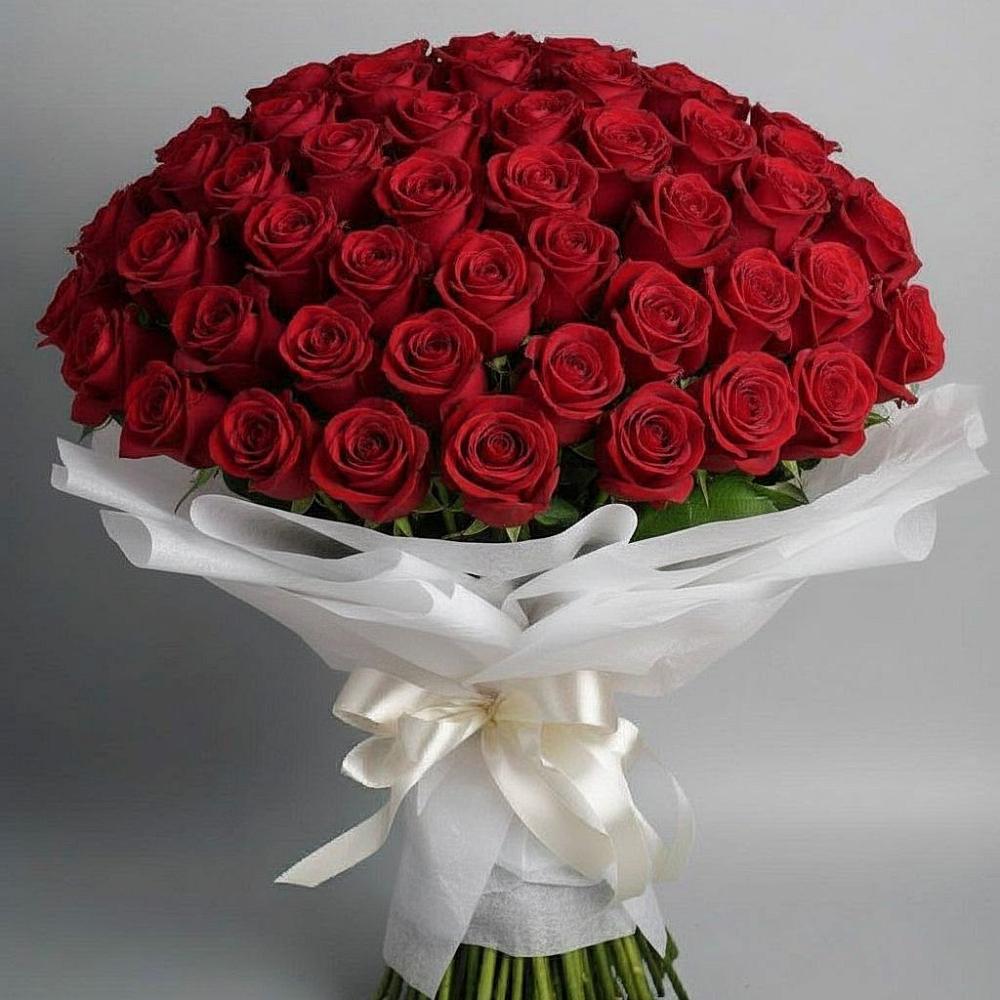 Букет 101 Красная роза Блэк Мэджик в Новой Чаре