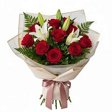 Букет цветов из:  Лилии и Розы в Новой Чаре