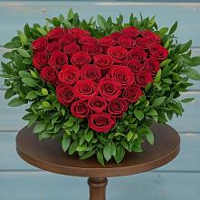 Цветочная композиция из Розы в виде сердца в Новой Чаре