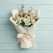 Букет цветов из:  Альстромерии в Новой Чаре