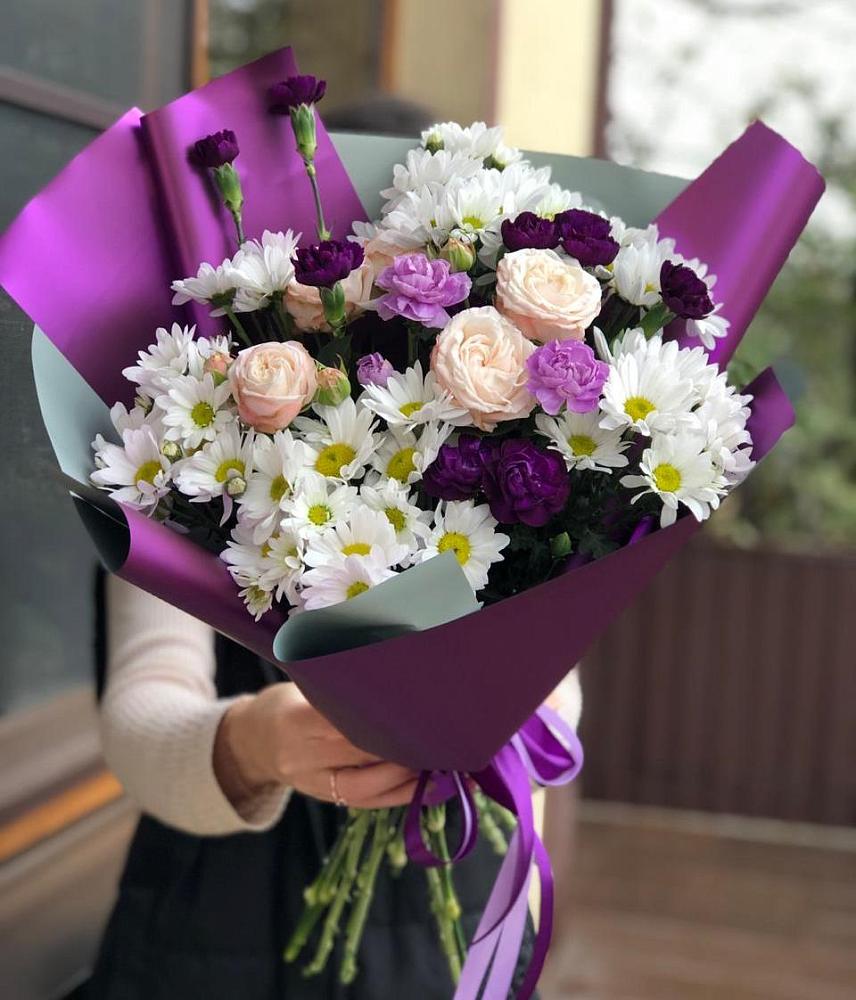 Букет цветов из: Хризантемы, Гвоздики и Розы в Новой Чаре