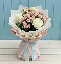 Букет цветов из:  Розы #REPLACE_PRED# Новой Чаре