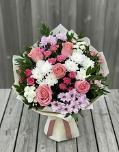 Букет цветов из:  Альстромерии, Гвоздики, Розы и Хризантемы в Новой Чаре