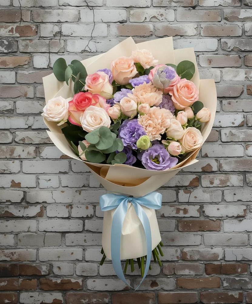 Букет цветов из: Розы, Лизиантусы и Гвоздики в Новой Чаре