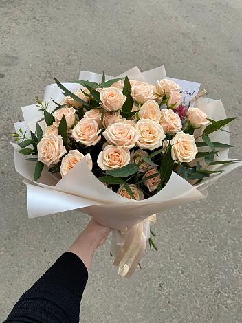 Букет Кремовые розы Латте в Новой Чаре