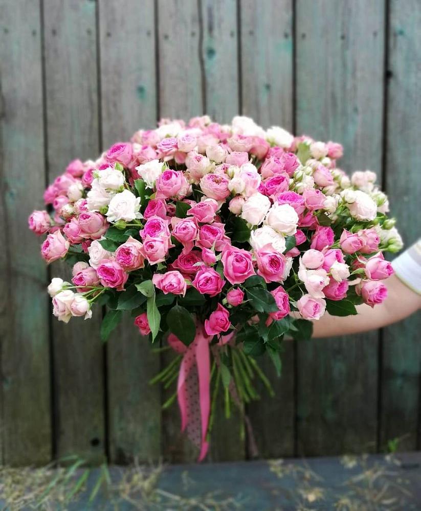 Букет Розовые кустовые розы Натали и Лав Лидия в Новой Чаре