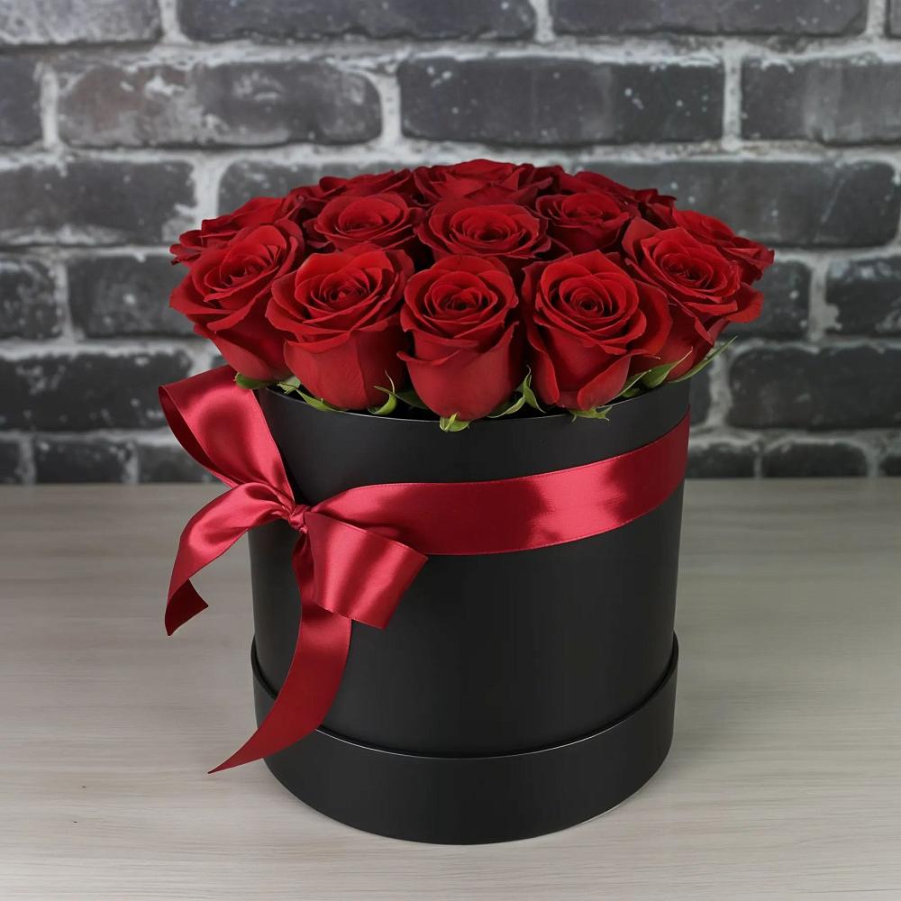 Цветочная композиция из Розы в шляпной коробке в Новой Чаре